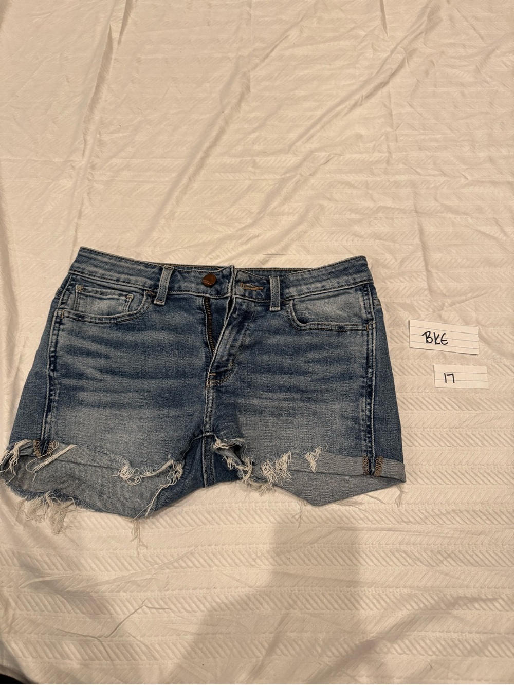 Denim Frayed Hem Women's Shorts - Blue BKE Stella Mid rise size 26